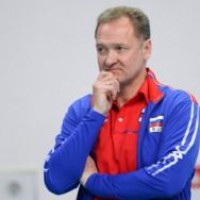 Тренер российских волейболистов уволился после 10 поражений