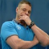 Тренер готов работать со сборной РФ по волейболу бесплатно