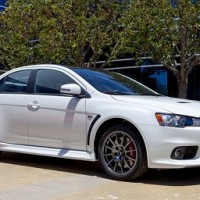 Mitsubishi представил прощальную версию Lancer Evolution