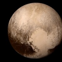 Ученые объяснили красный цвет Плутона