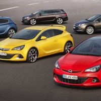Автомобили Opel в России вновь подешевели