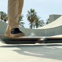 Названа дата премьеры летающего скейтборда Lexus