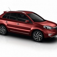 Обновленный Renault Koleos оценили в рублях