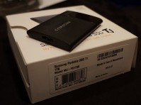 Samsung анонсировала супер-портативный SSD на 1TB