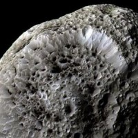 Зонд «Кассини» получит 31 мая прощальные фотографии Гипериона