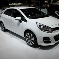 В России начались продажи обновленного хэтчбека Kia Rio