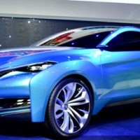 СП Nissan и Dongfeng представило прототип Venucia VOW