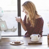 Объявлен старт продаж первого робота с эмоциями
