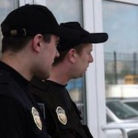 В Москве охранники заблокировали около 800 гаражей