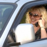 В Госдуме захотели увеличить штраф за разговор по телефону за рулем