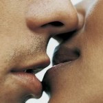 Почему люди целуются, а большинство животных  нет