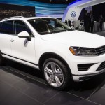 Volkswagen снизил цены на дизельный Touareg