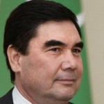 Президент Туркмении стал первым Народным коневодом страны