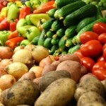 В «Пулково» у пассажиров из Узбекистана и Таджикистана отобрали 27 кг фруктов и овощей