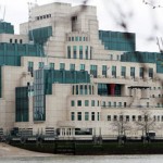 В MI6 рассказали, как спасаться от «русских шпионов»