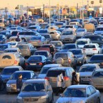 Продажи легковых автомобилей в РФ упали на 41,5%