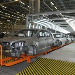 Рабочие российского завода GM готовятся к пикетам