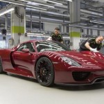 Porsche завершила сборку супергибридов за 21 месяц