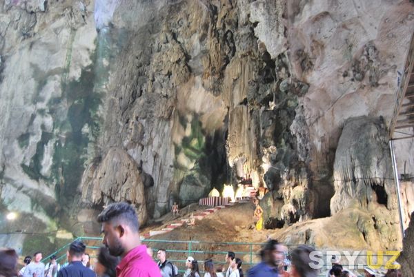 Batu Caves Temple