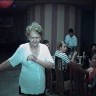 Бабуля танцует..jpg